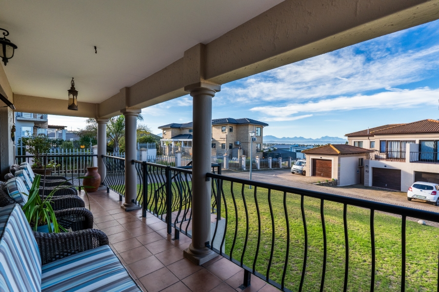 3 Bedroom Property for Sale in Island View Western Cape